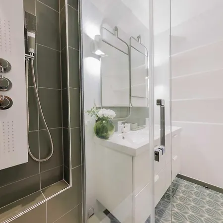 Apartman Exceptionnel A Proximite De Montmartre!